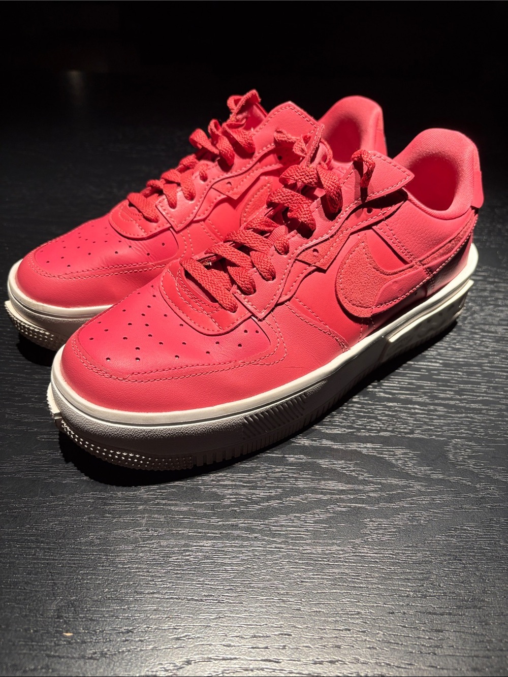 Rare Collector Edition Nike Air Force 1 Men’s Pink Low-Top basketball shoes 9